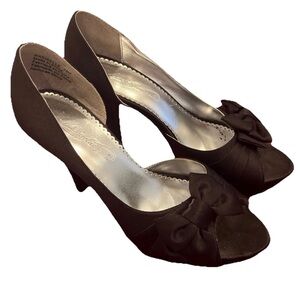 Michaelangelo Maribelle 7.5 Classic Black Peep-Toe Bow Heels Prom Dress Pumps